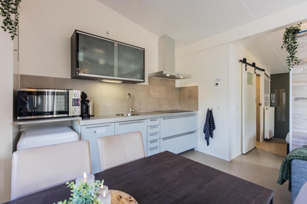 Nieuw Holiday Home Oostkapelle Centrum Екстериор снимка