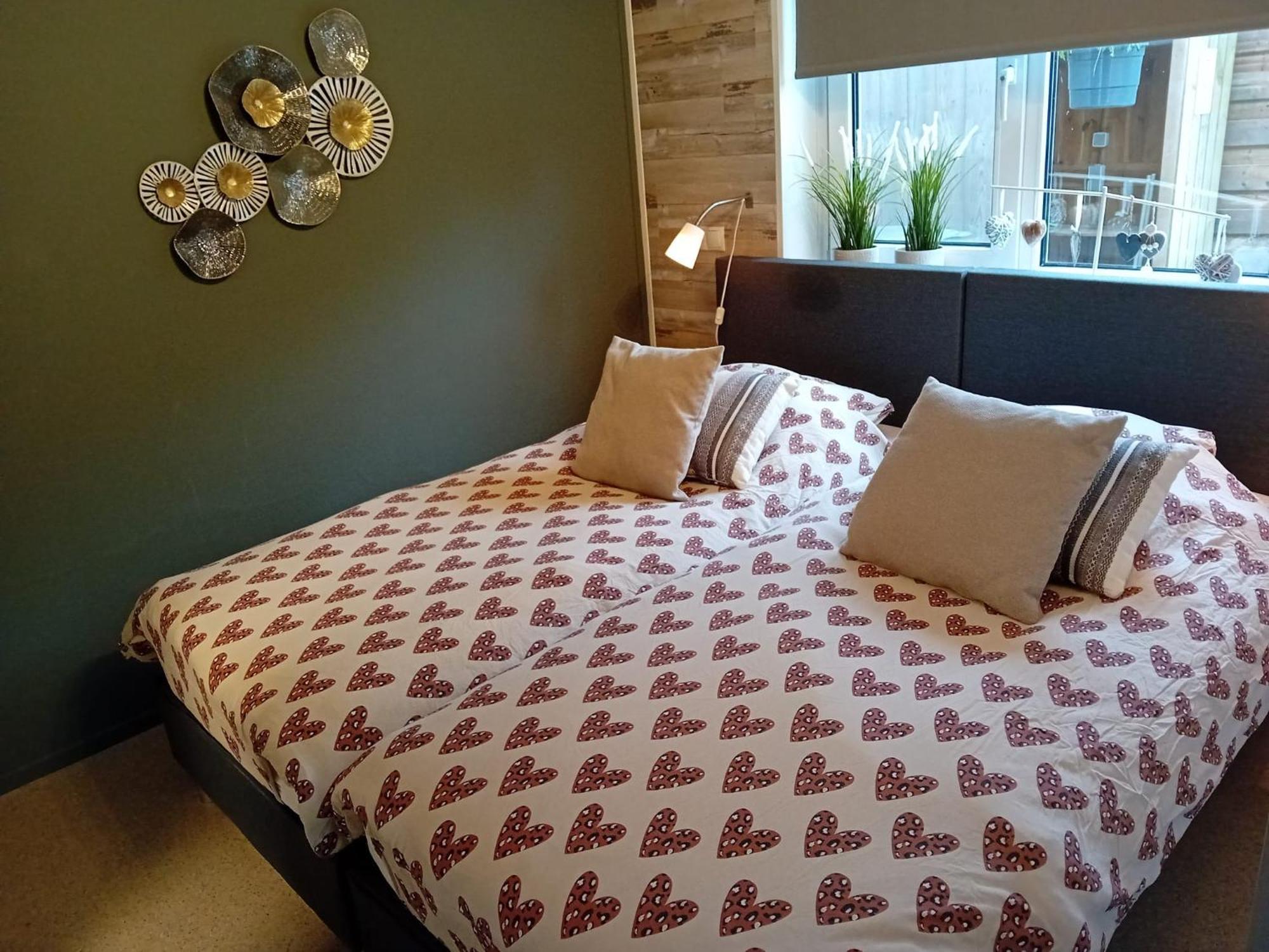 Nieuw Holiday Home Oostkapelle Centrum Екстериор снимка